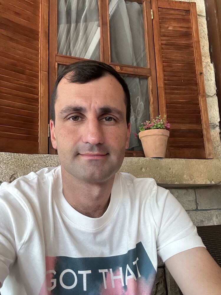  53790018  , 43 ,    