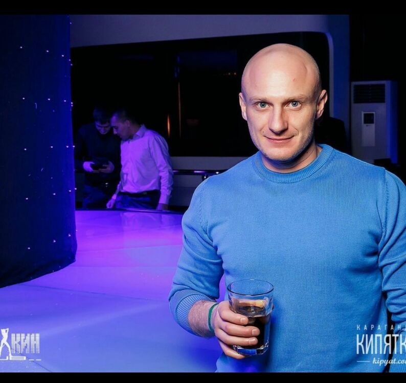  ,   Pavel, 39 ,   ,   