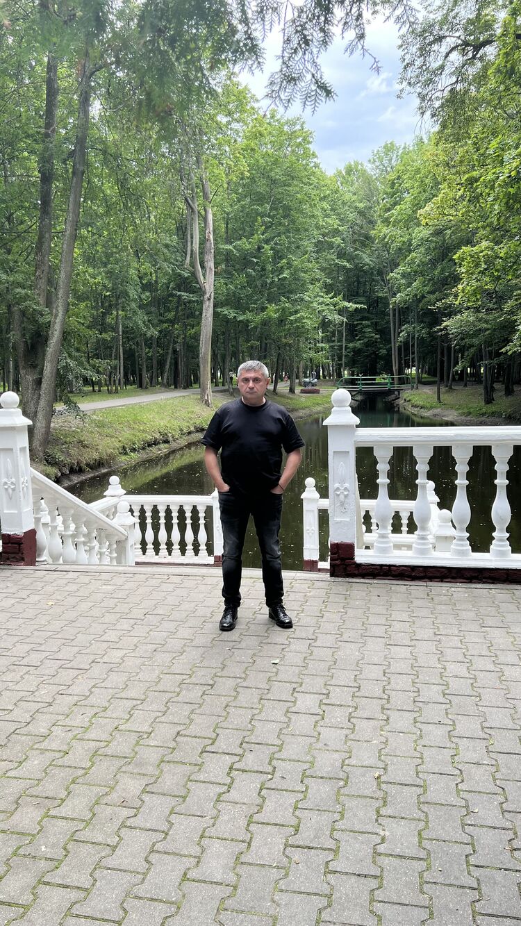  45794098  Konstantin, 50 ,    