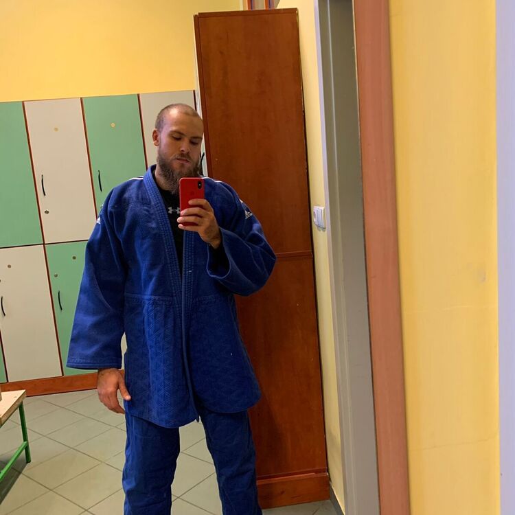 ���� 21584068 ������� ��Ҩ�, 28 ���, ���� ���������� � ���������������