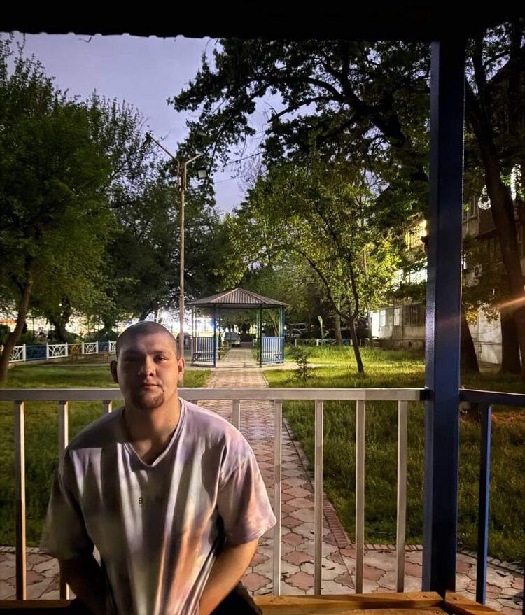  53134088  Sulaimonzoda, 20 ,    