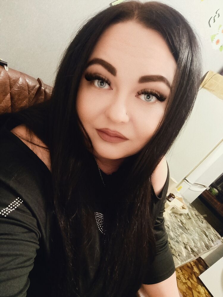  48620688  Marishka, 30 ,    