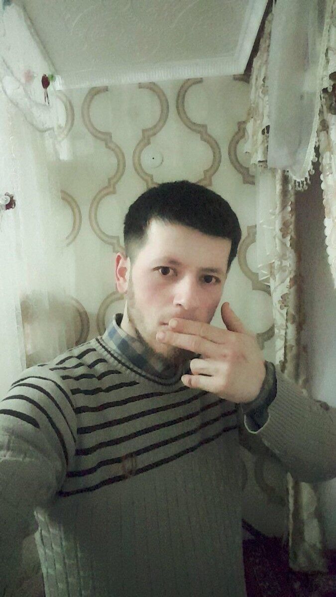  ,   Ali, 32 ,   ,   , c 