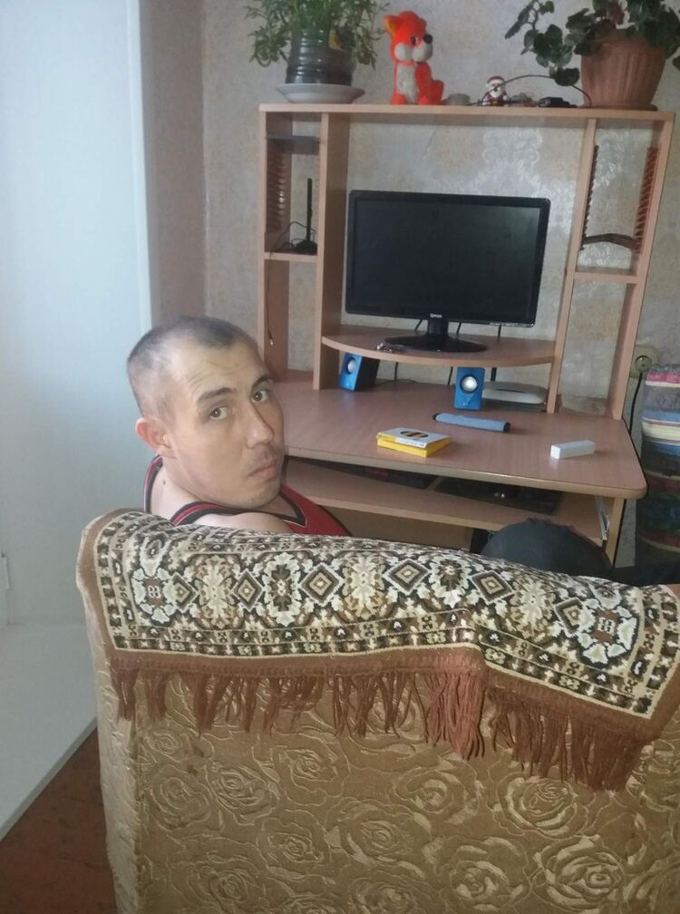  ,   Vitalii, 35 ,   