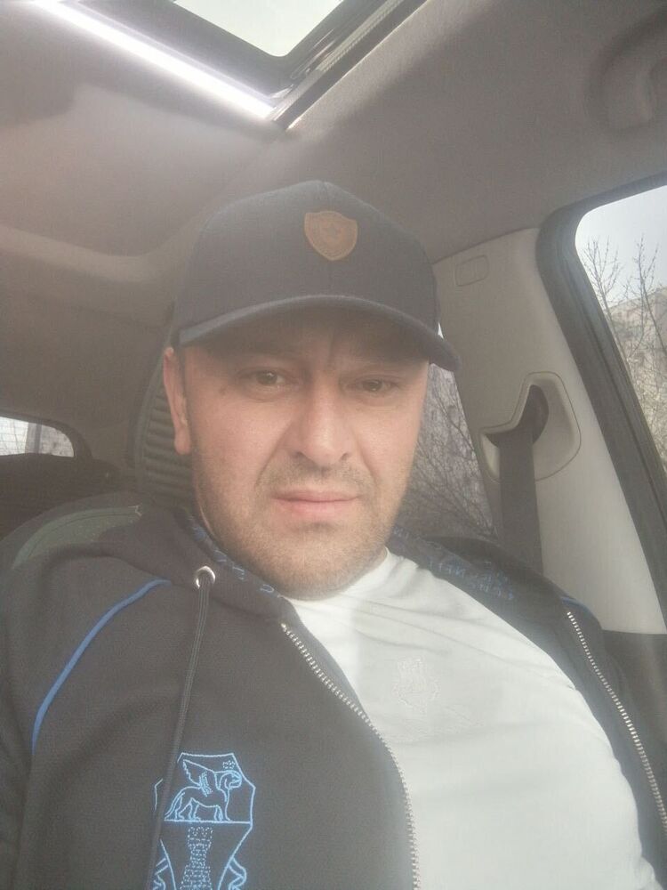  ,   Az, 40 ,   ,   