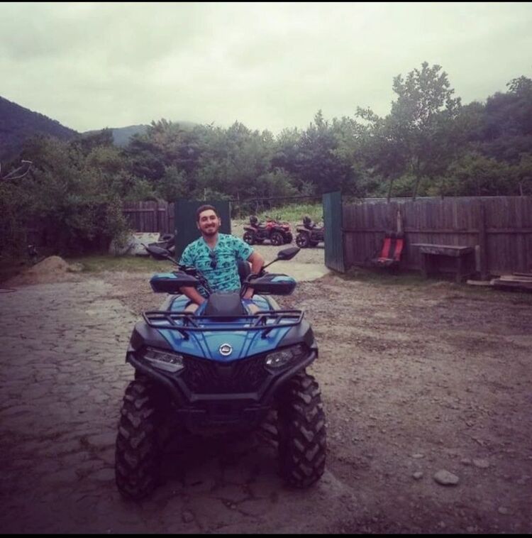  54011718  , 27 ,    --