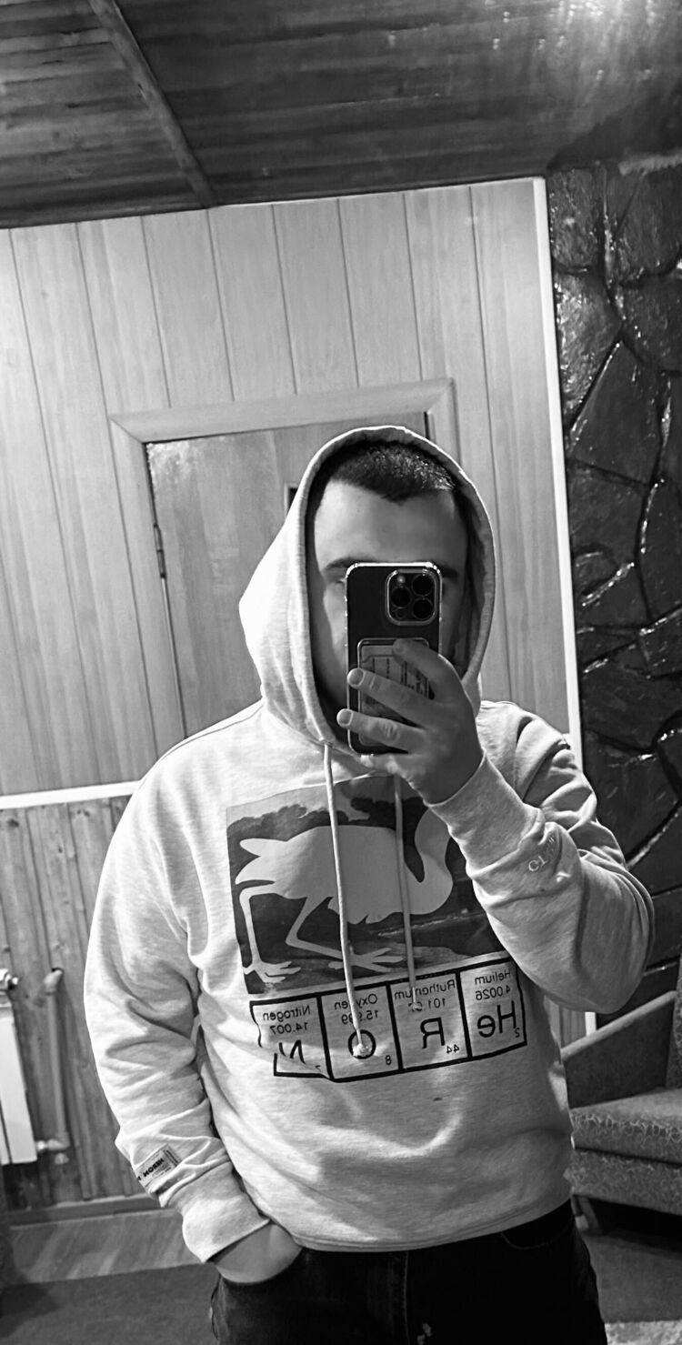  40047398  , 26 ,    