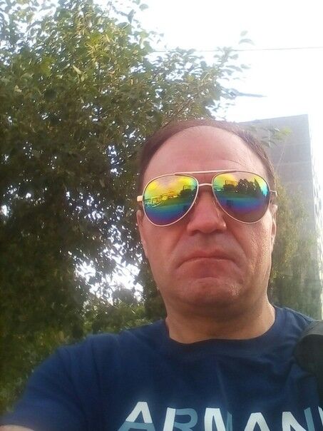  ,   Armen, 37 ,   ,   , c 