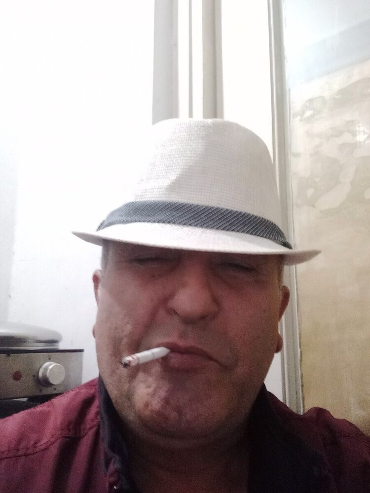  21236018  Kenan, 52 ,    Azor