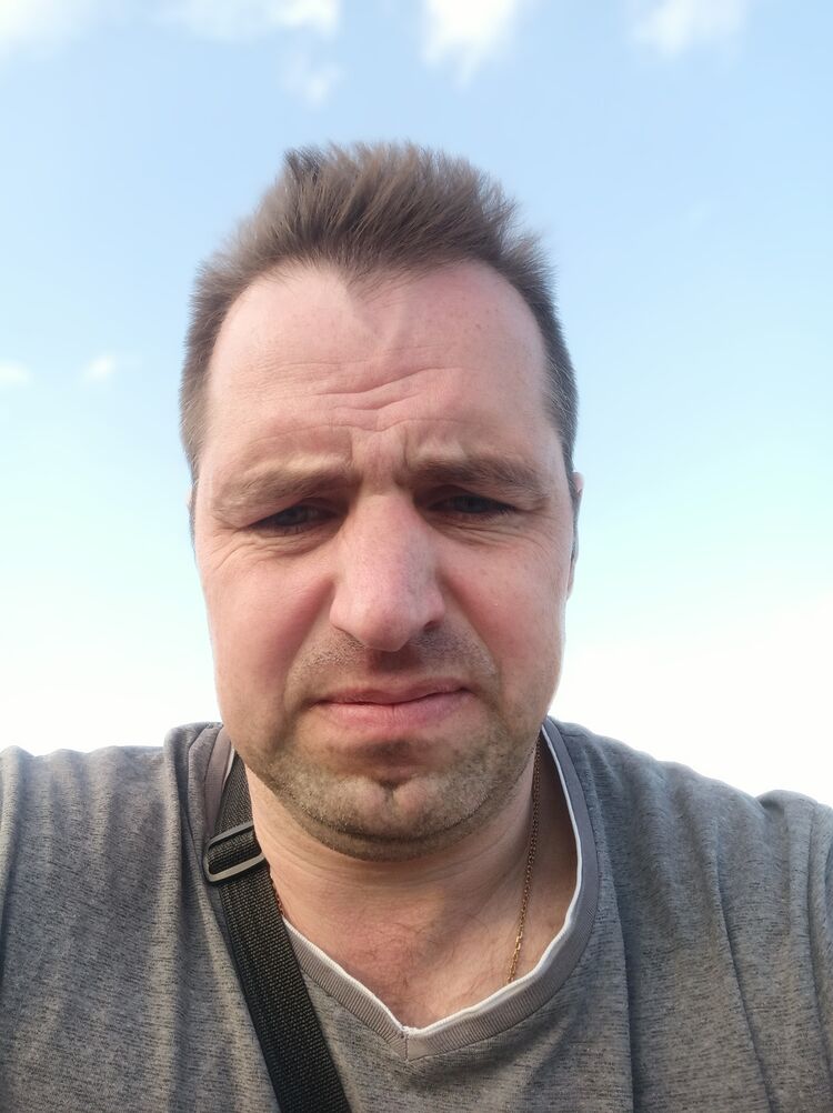  ,   Dima, 44 ,   ,   , c , 