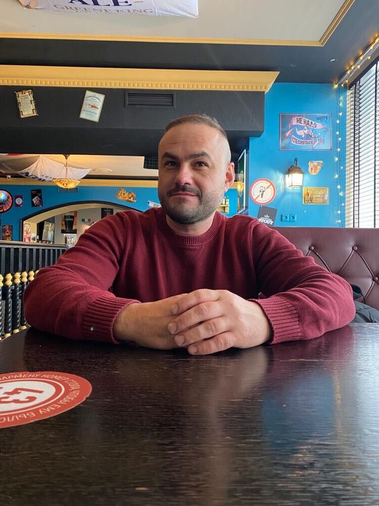  Azor,   Michael, 39 ,   ,   , c 