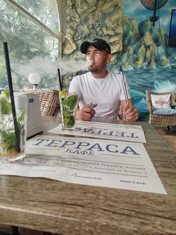  46334638  , 37 ,    