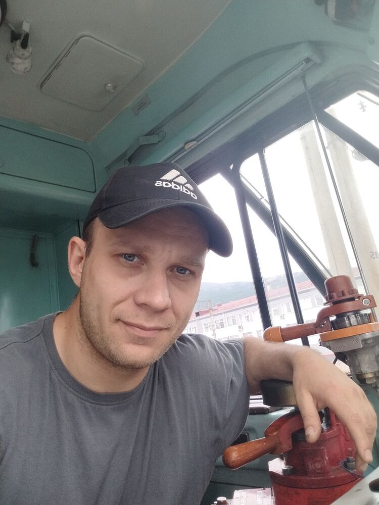  36584918  , 34 ,    -