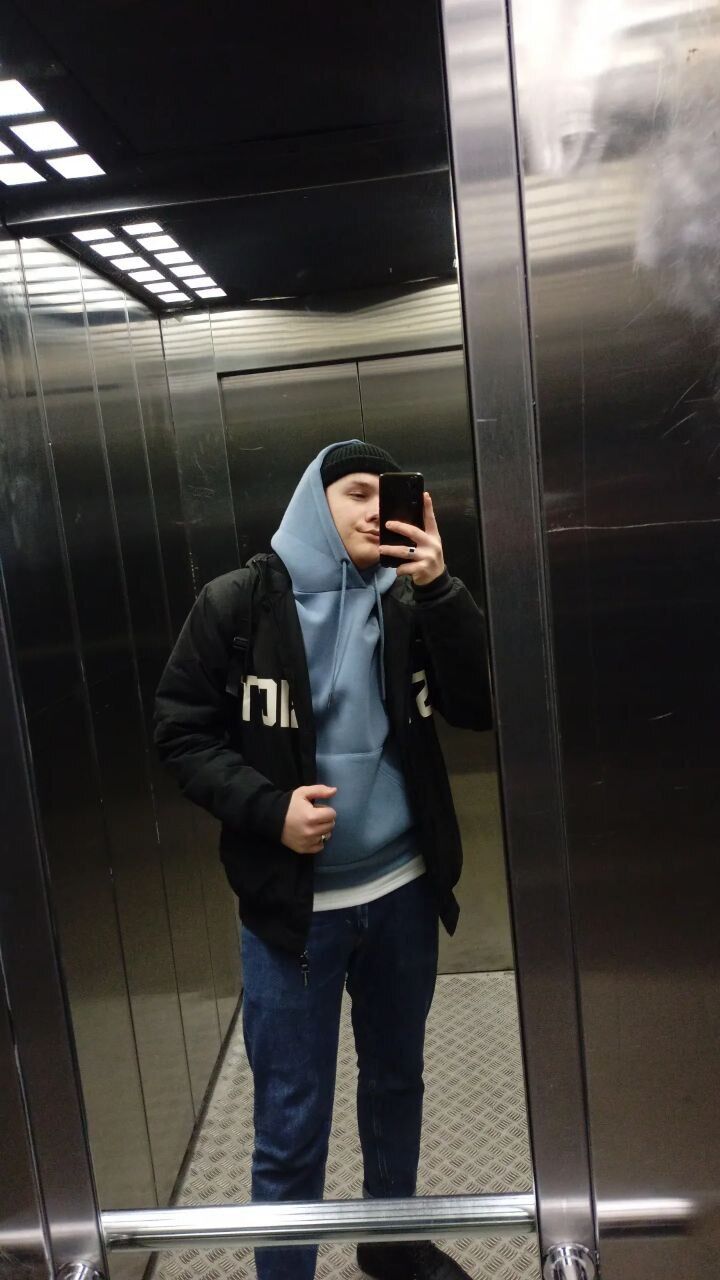  31058798  Oleg, 23 ,    