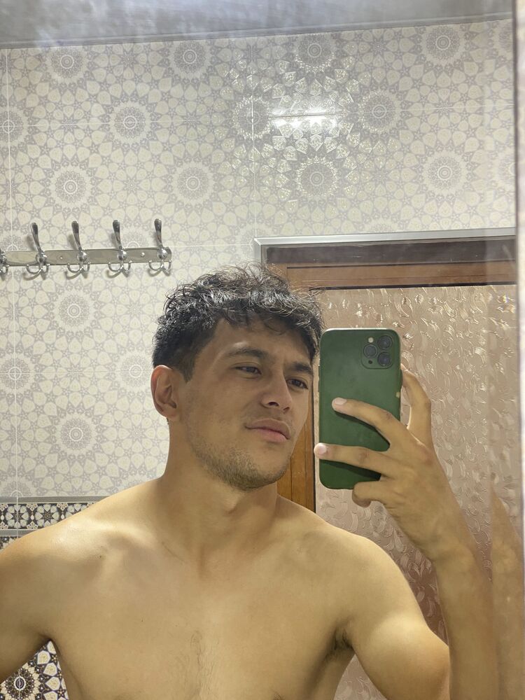  30981548  Javohir, 27 ,    