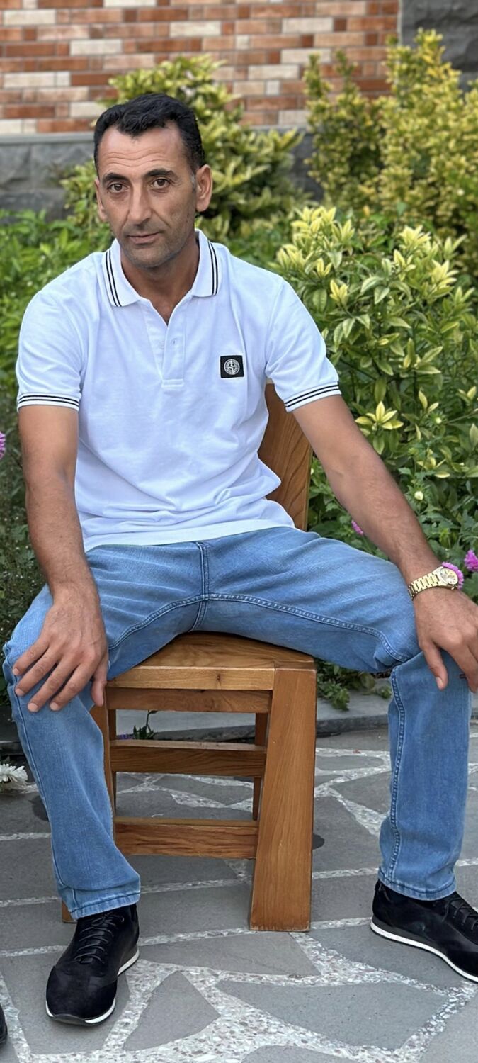  50725258  Eldar, 48 ,    Essen