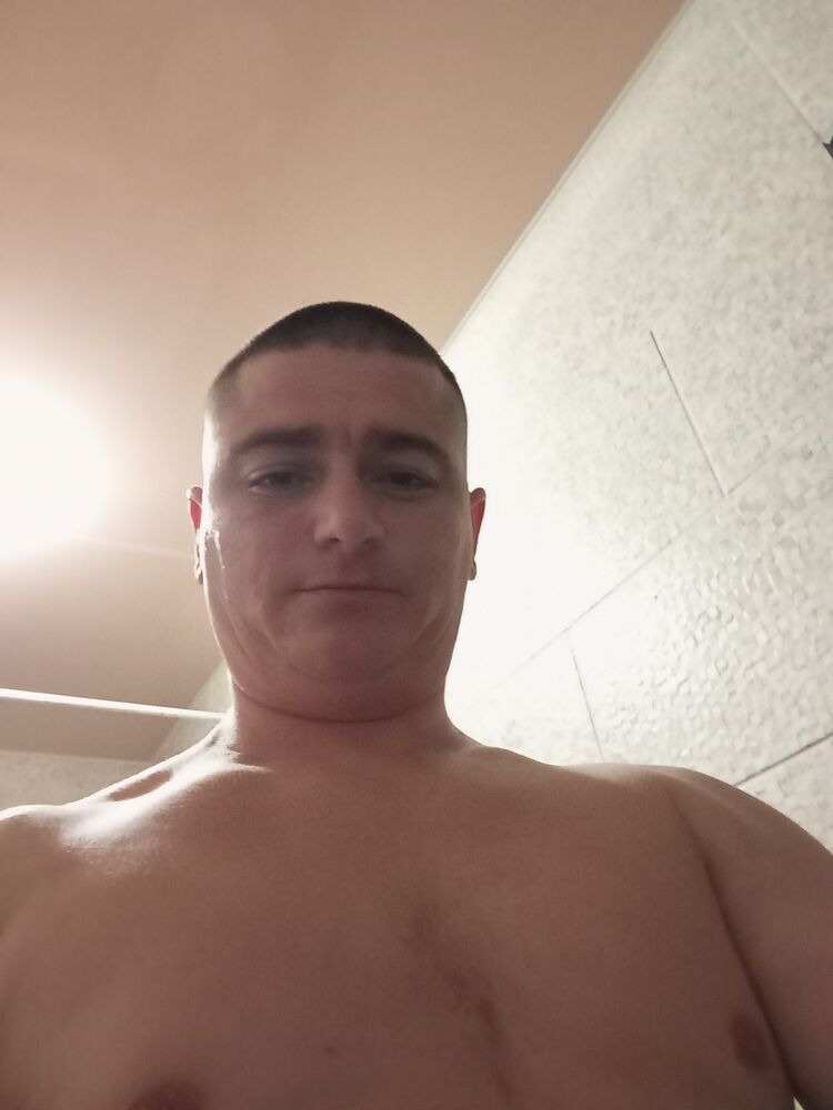  48356158  Vitalik, 36 ,    