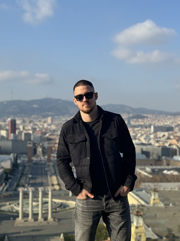  ,   Alex, 30 ,   ,   