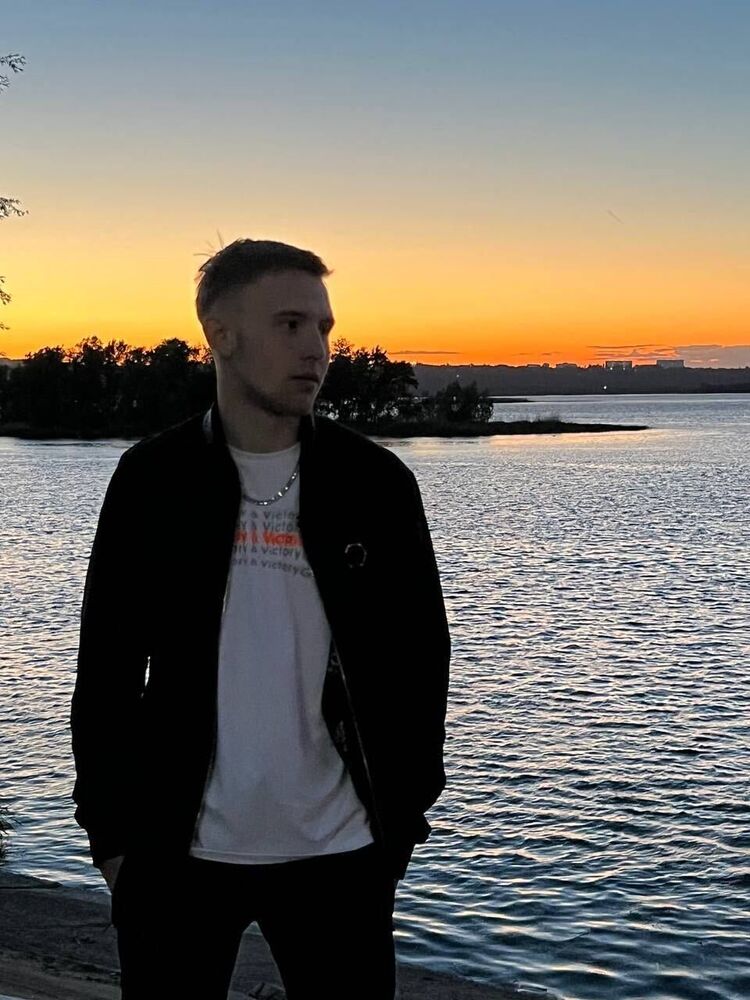 ���� 40223768 ����� �����, 1 ���, ���� ���������� � ����������