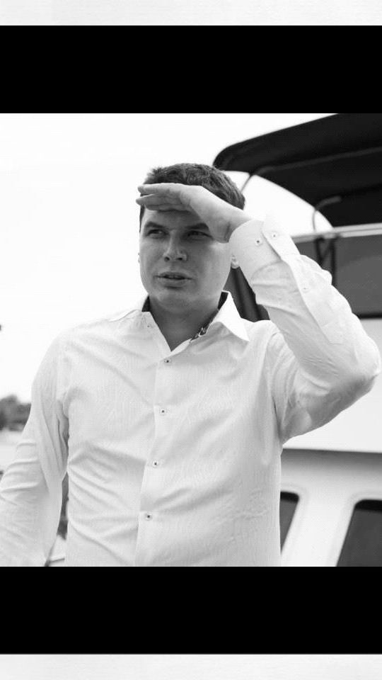  --,   Oleg, 46 ,   