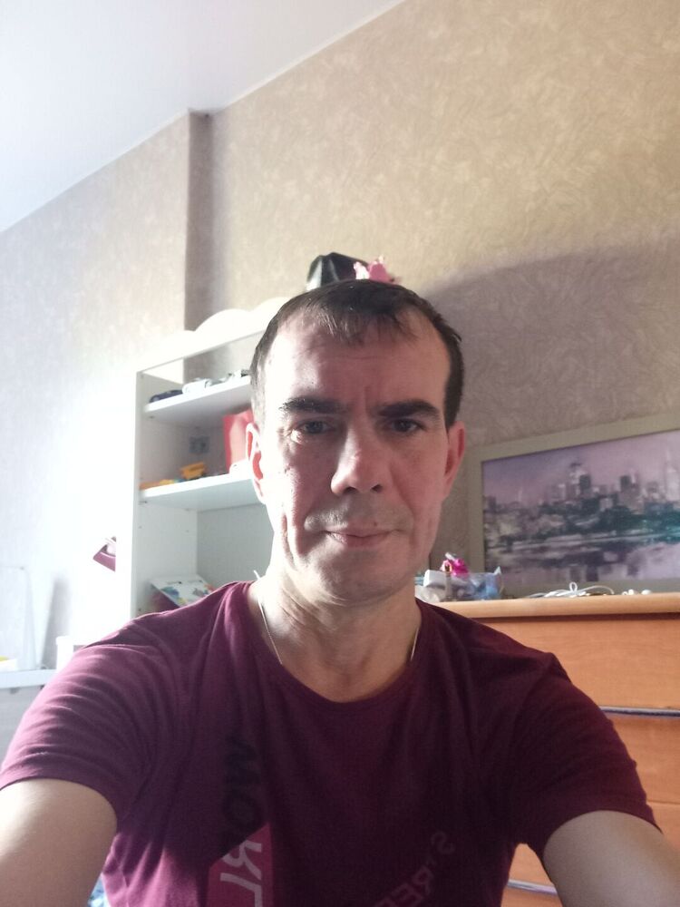  24008968  Vova, 51 ,    