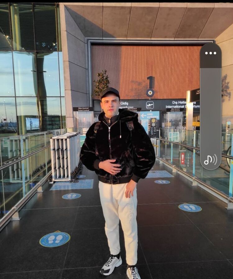  ,   Akbarjon, 30 ,   ,   