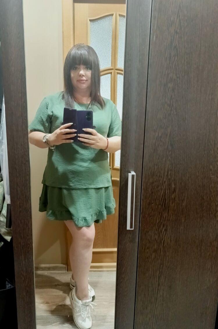  45895338  Ksenia, 45 ,    --