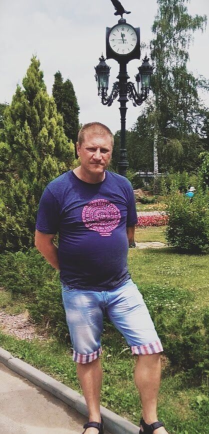  ,   Sergej, 41 ,   ,   , c , 