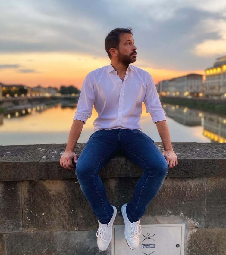  ,   GEORGI, 41 ,     , c 