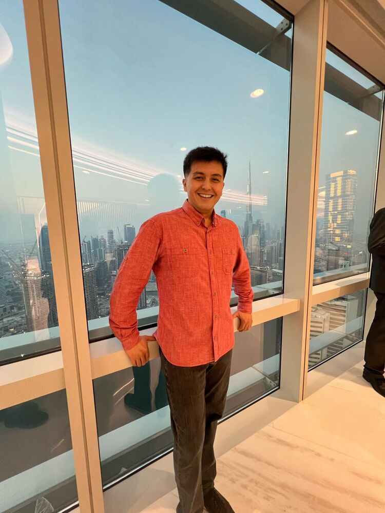  53144388  Maga, 31 ,    