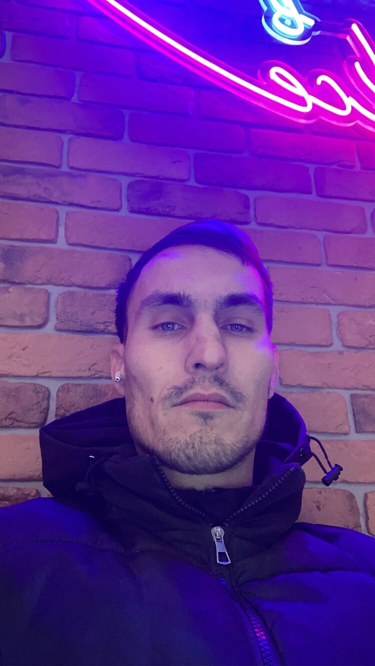  48053588  , 31 ,    