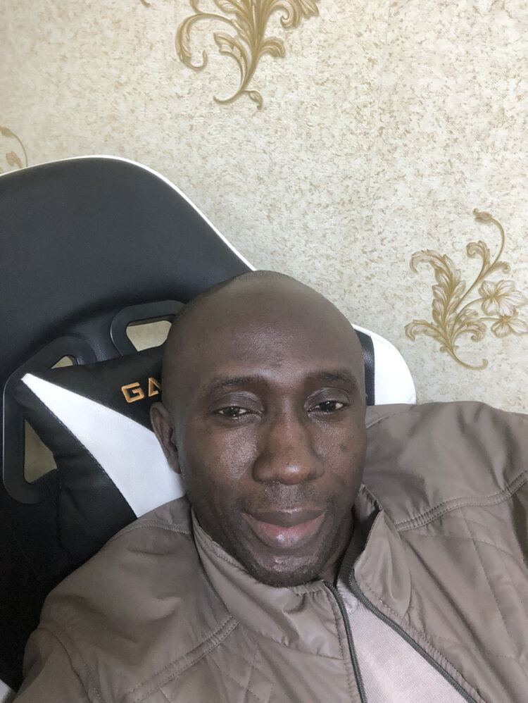  ,   Victor, 41 ,   ,   