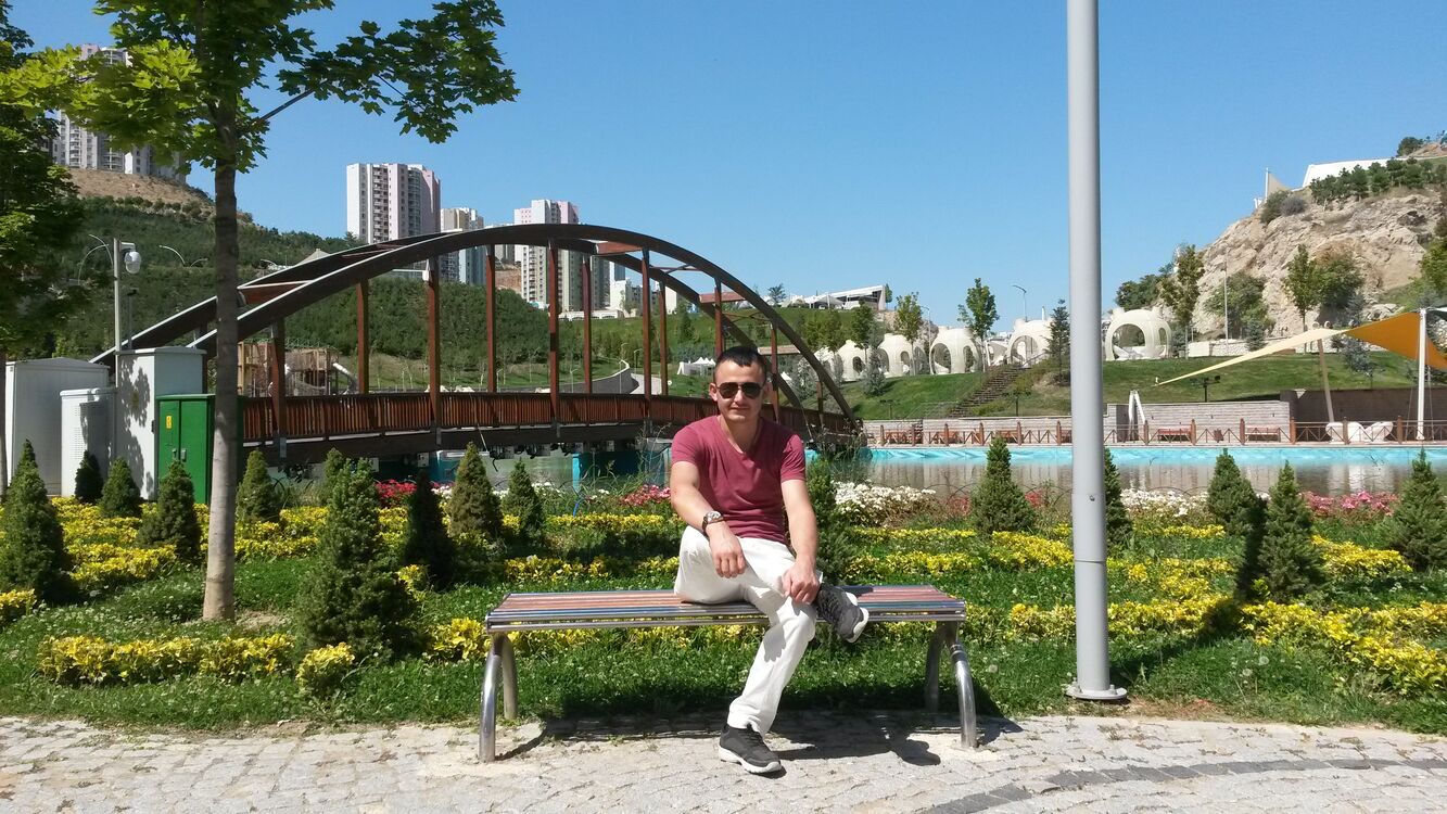  35197788  Nodir, 34 ,    