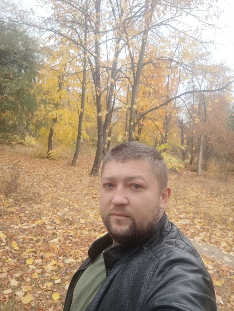  49373818  , 34 ,    