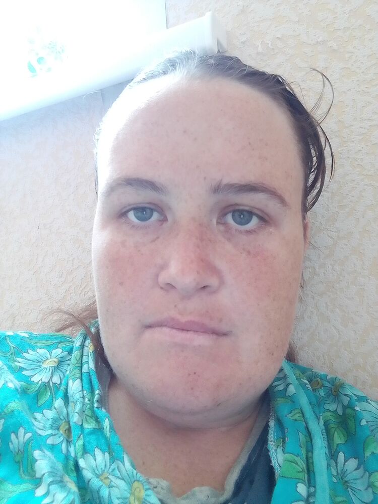  ,   Ekaterina, 34 ,   c 
