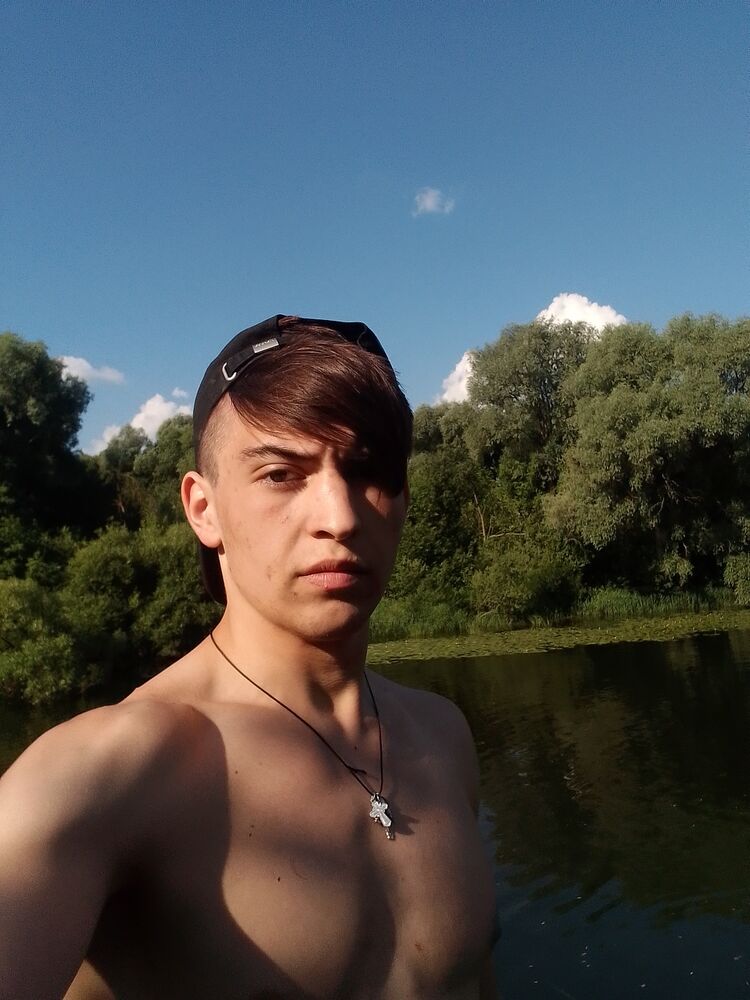  33939238  , 21 ,    