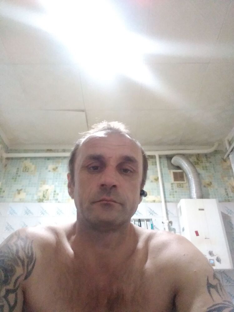  22592338  , 46 ,    