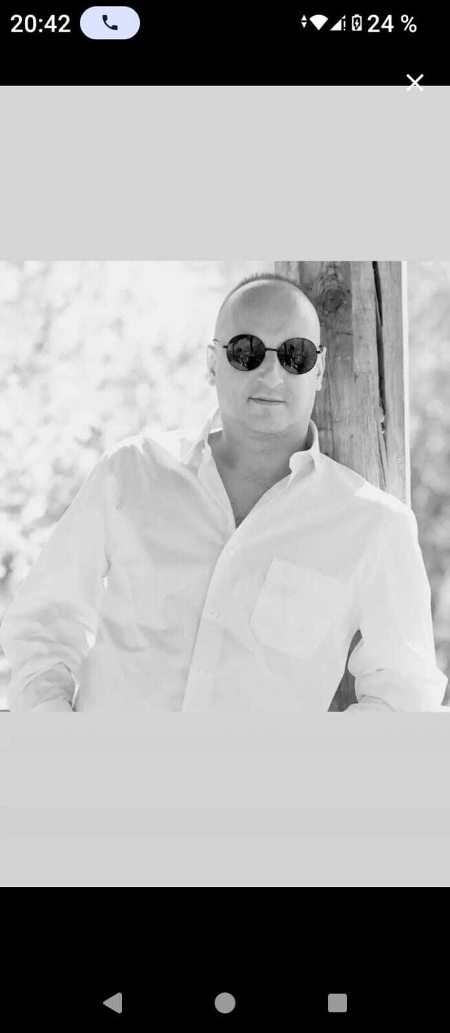  ,   Pavel, 41 ,   ,   , c , 