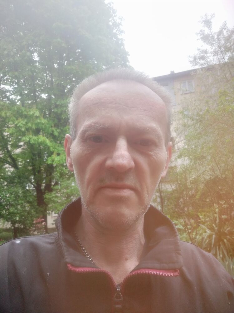  40773678  Alexander, 59 ,    