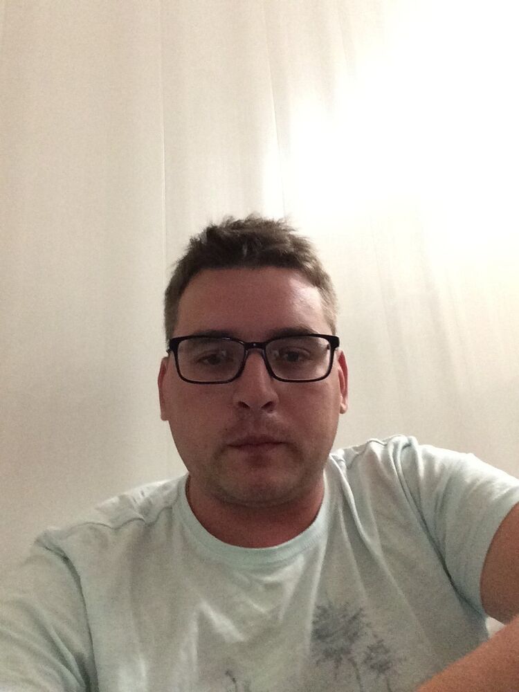  ,   Alex, 40 ,   ,   , c 