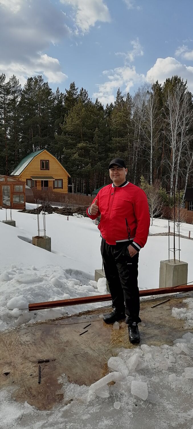  34634698  Kosimov, 38 ,    