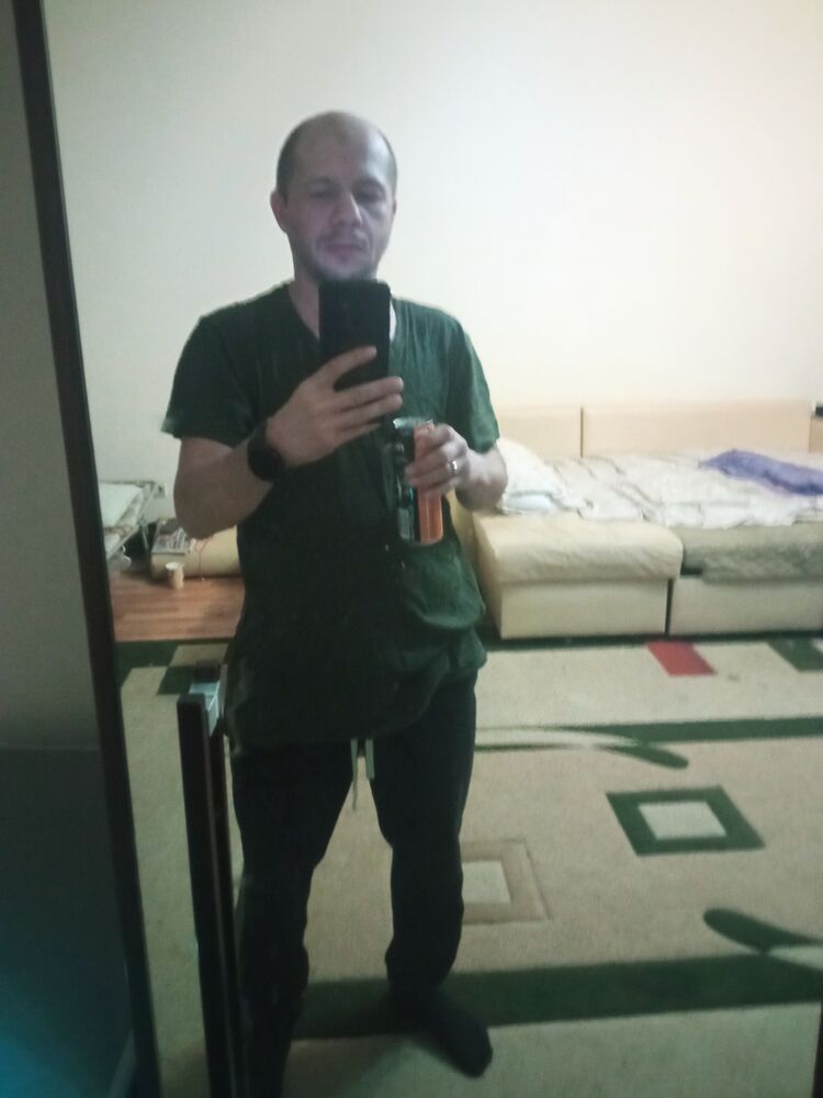  33411798  , 43 ,    