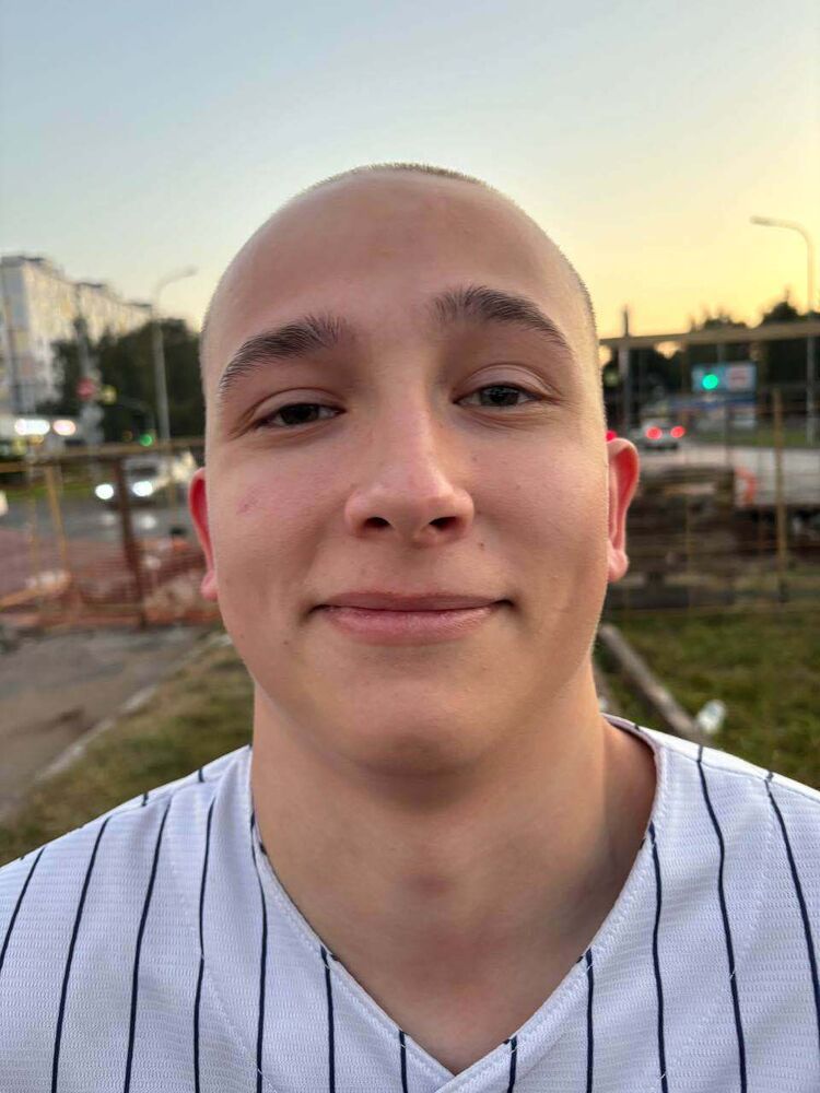  49836918  , 32 ,    