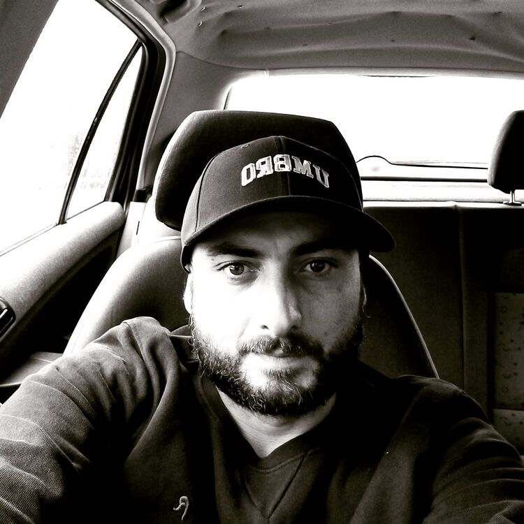  38126028  Iosebi, 38 ,    