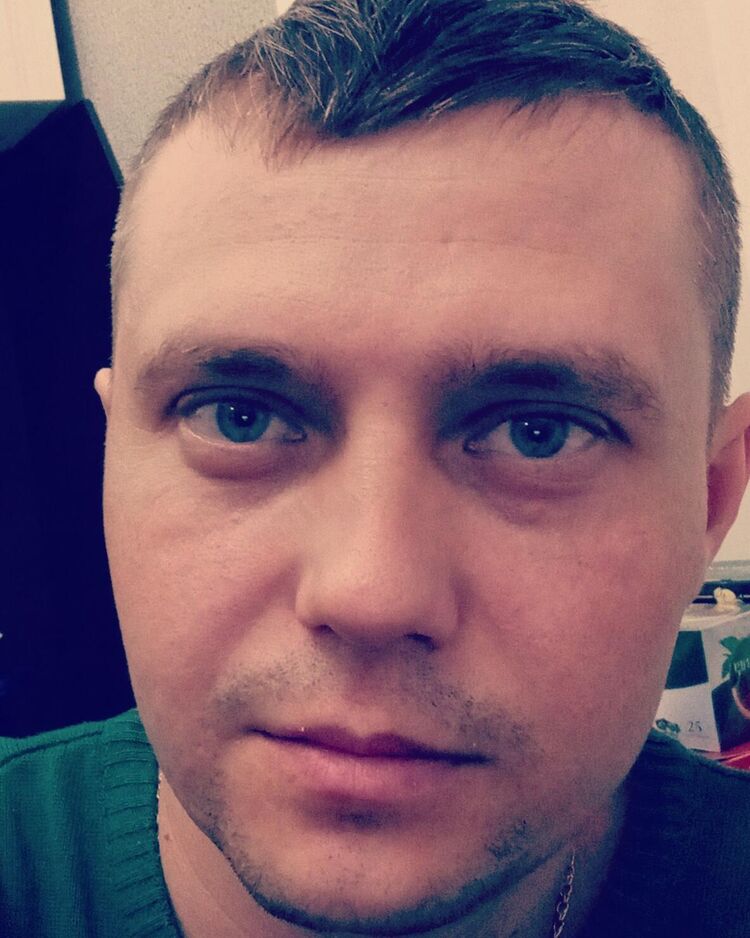  33143258  , 38 ,    