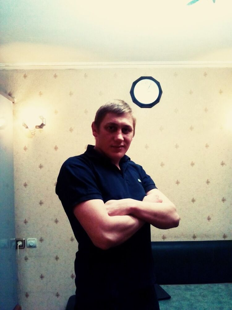  8902888  Sasha, 36 ,    