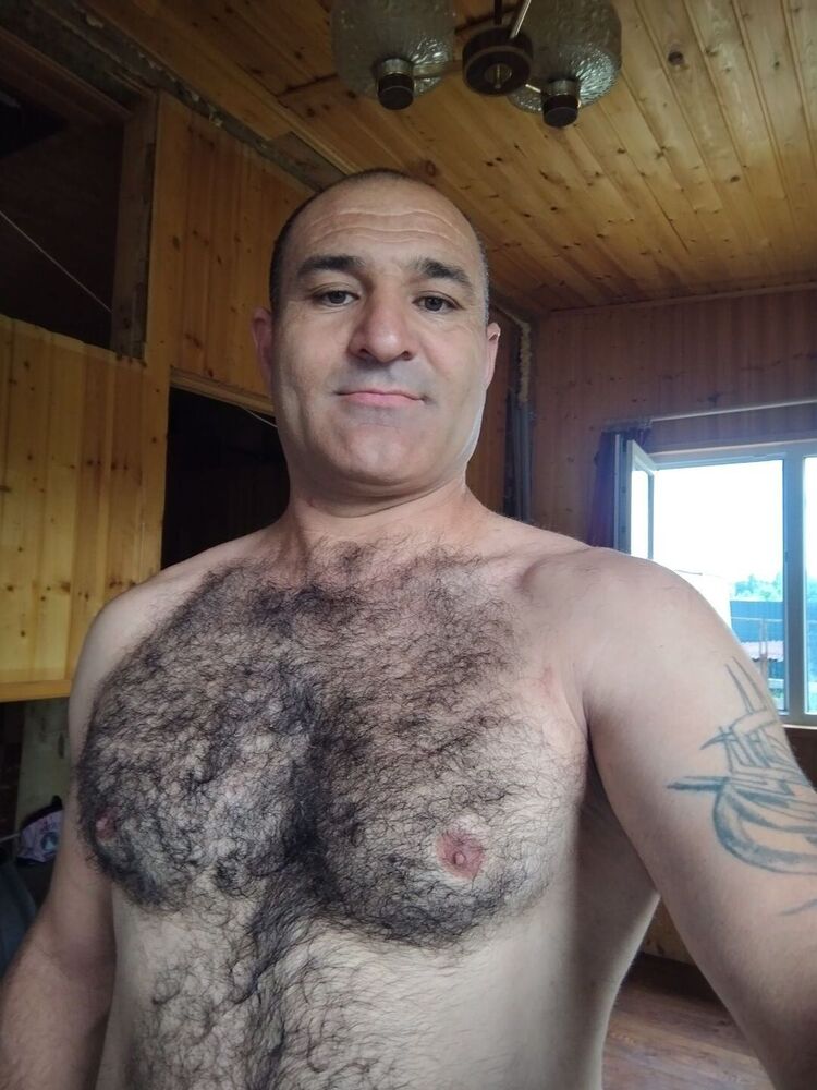  44002098  Azizbek, 43 ,    
