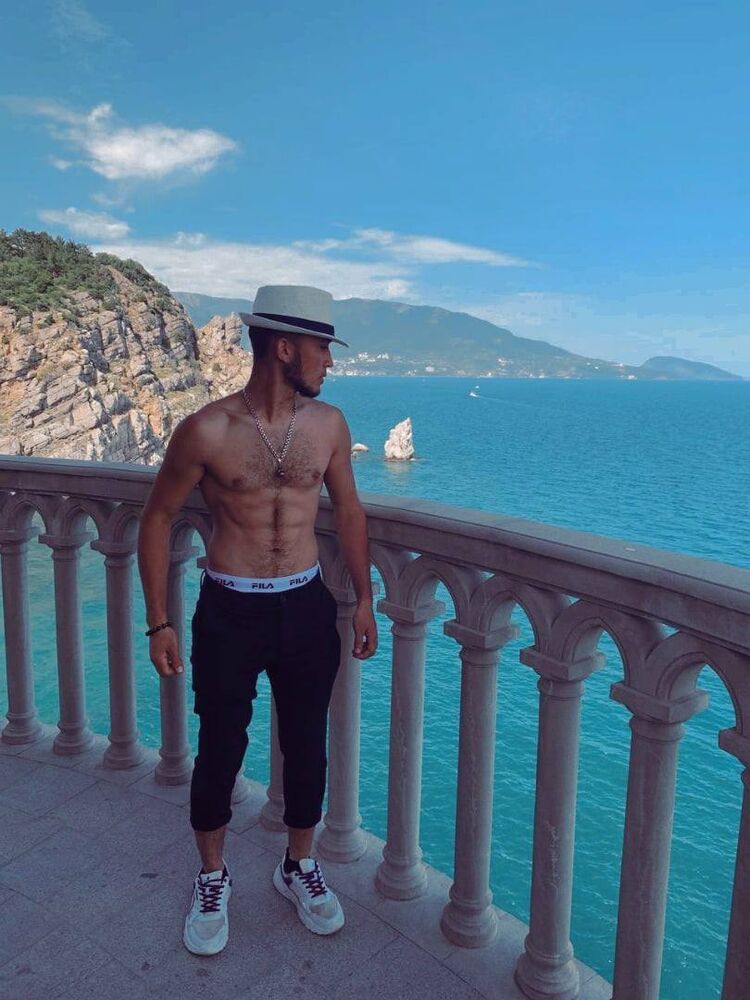 ,   Black Afgano, 27 ,   ,   