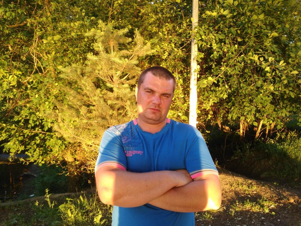  9136658  Sergei, 37 ,    