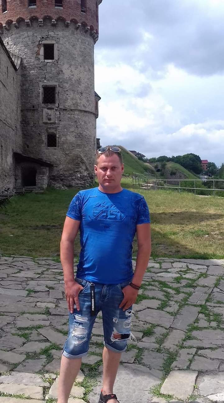  ,   Vitaliy, 40 ,   ,   , 